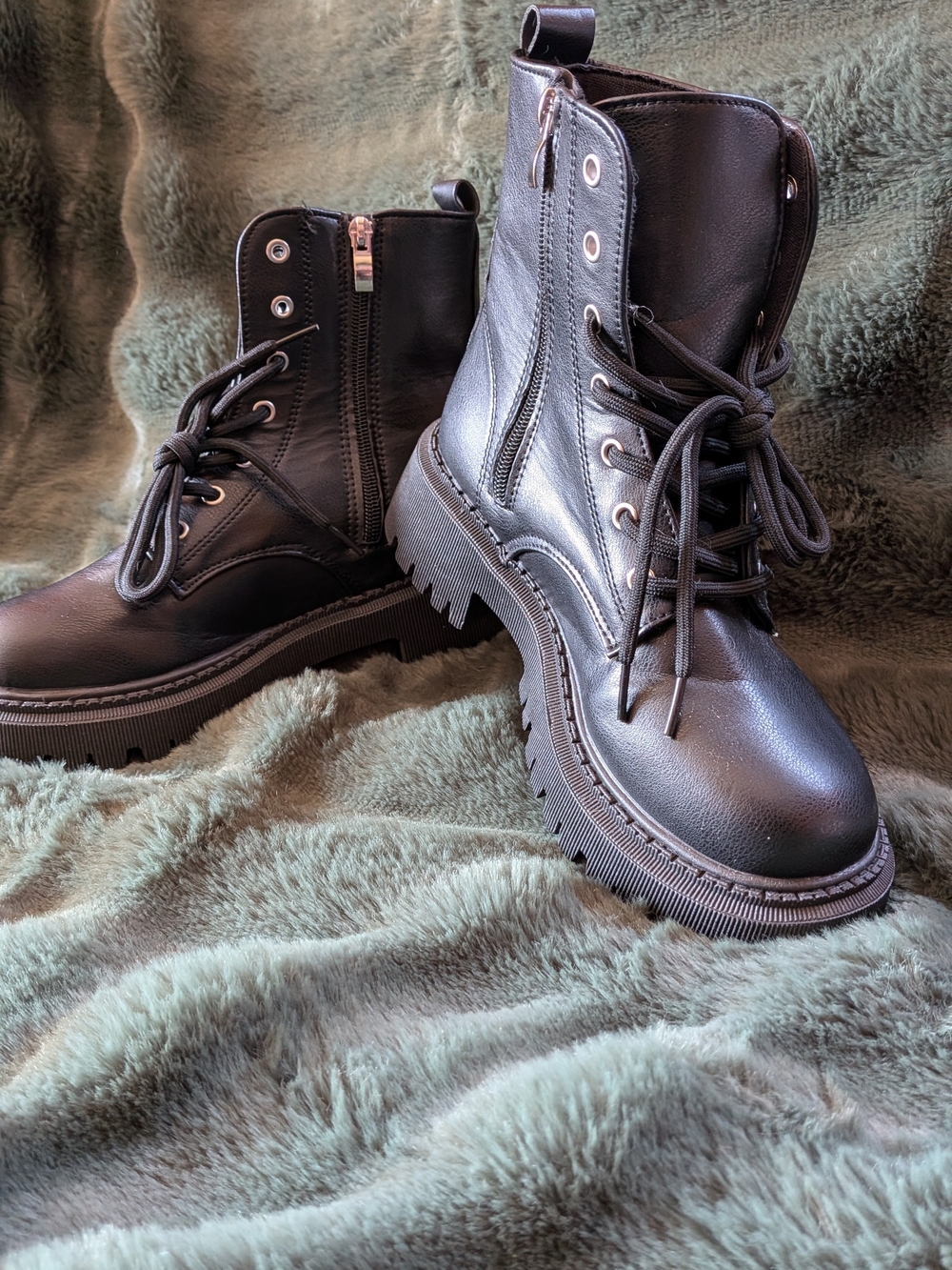 SHEIN Black Lace-Up Zipper Combat Boots for Women Size 7.5